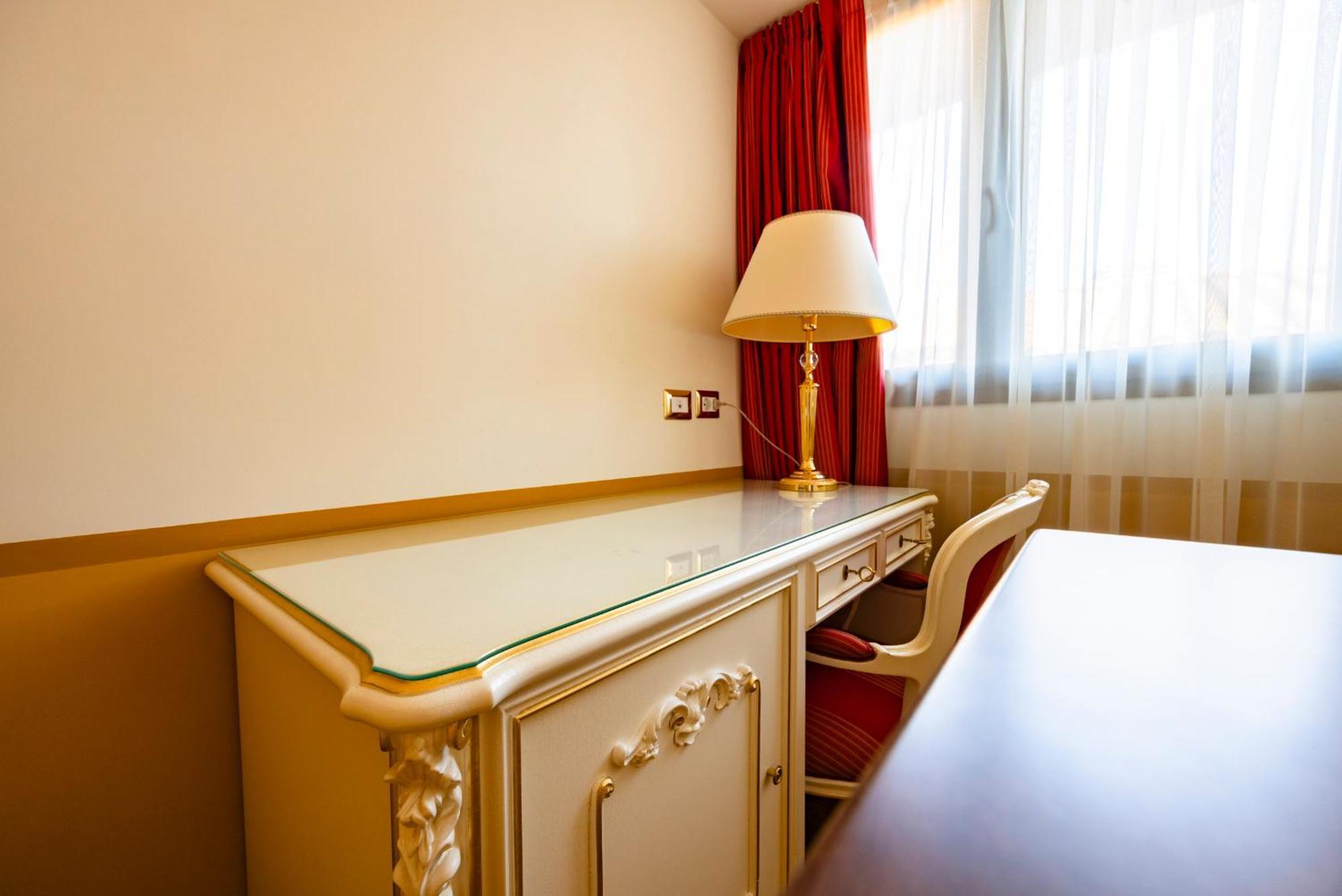 Il Gentiluomo Hotel & Spa Arezzo Exteriör bild